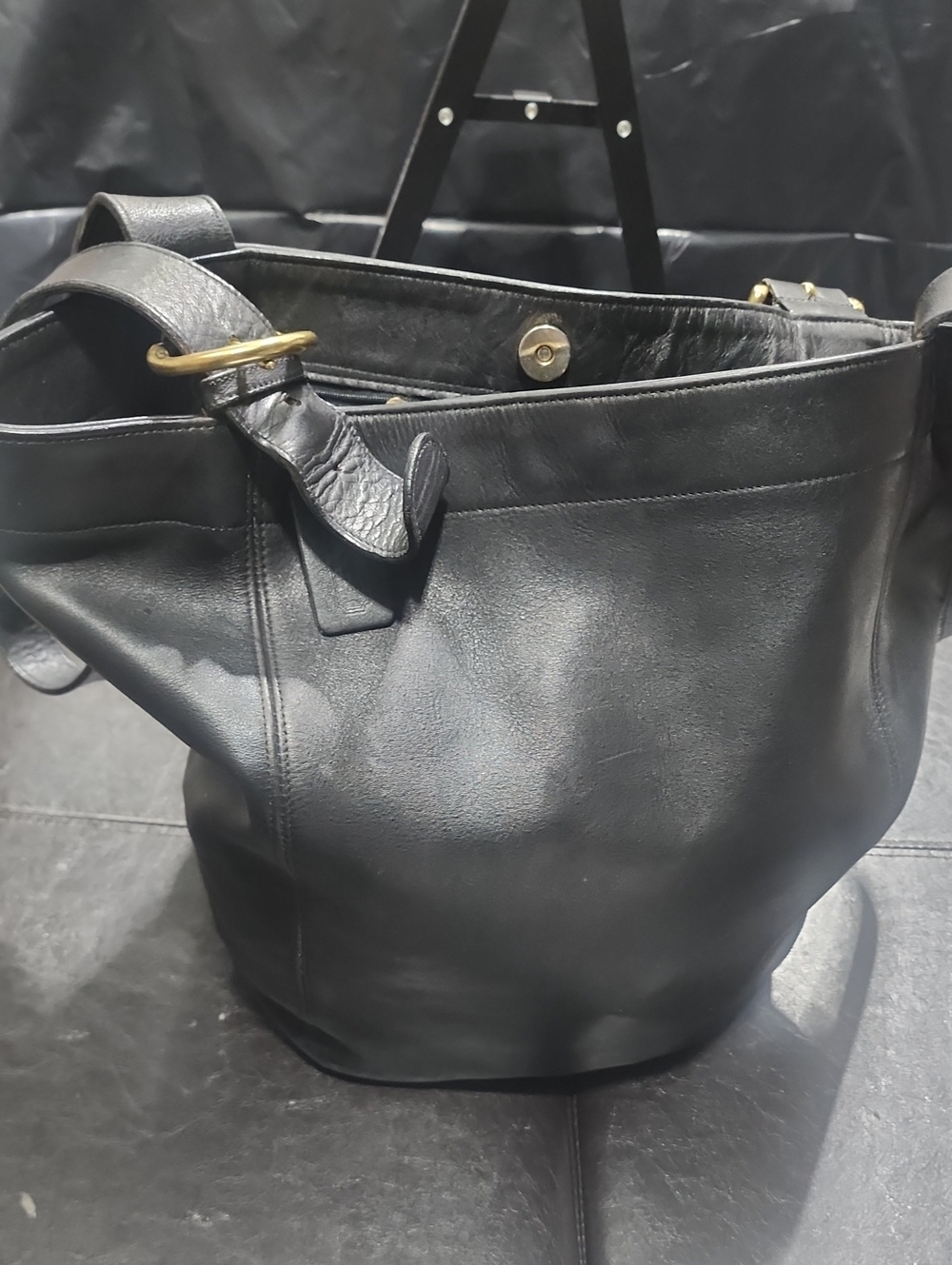 4082 Vintage 90 Coach Made In Usa Black Leather Soho Duffle Shoulder Bag Tote - Picture 10 of 16